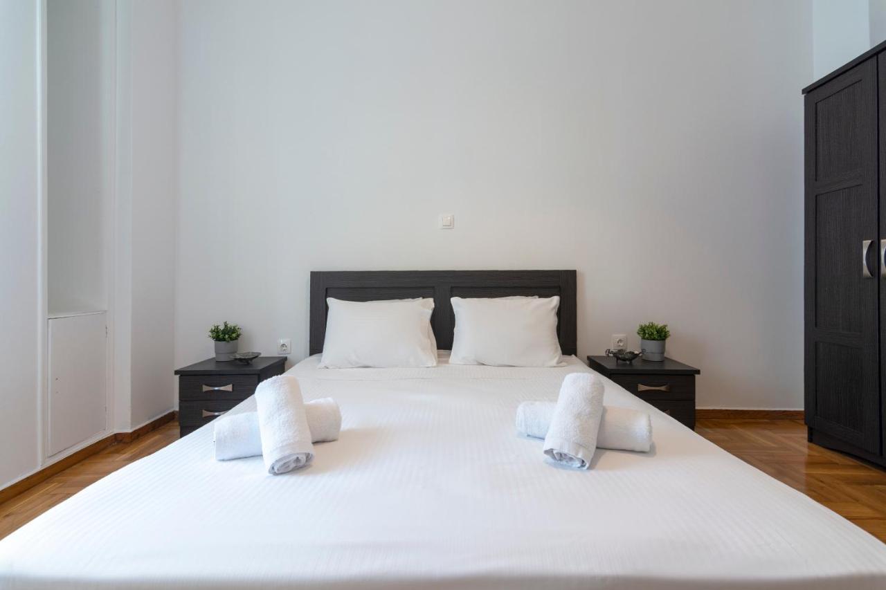 Modern 2Bd Apt In Athens , 3-Min Metro Bagian luar foto
